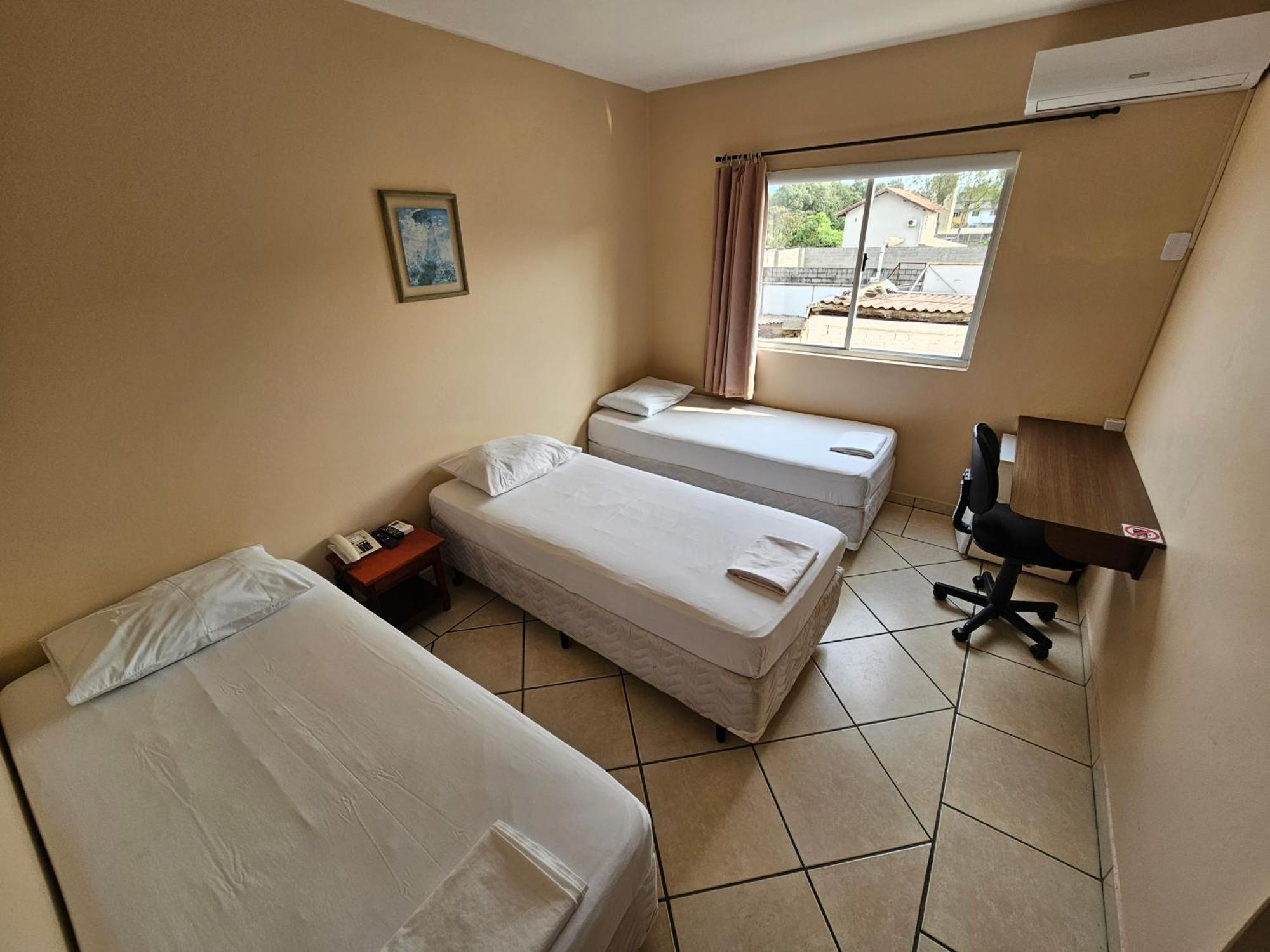 פלהוקה Hotel Pontal מראה חיצוני תמונה